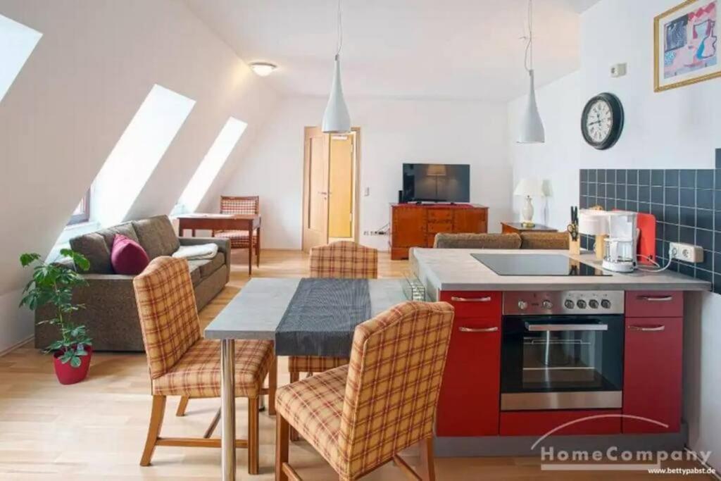 Apartment In Der Strohsackpassage - Zentrum Hbf Oper Leipzig Bagian luar foto